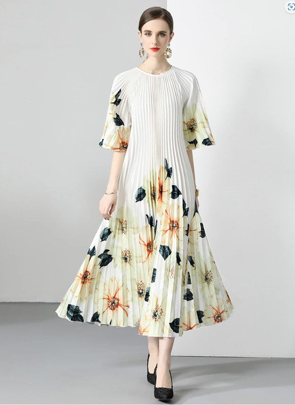 New Pleated Long Summer Women Dress O-Neck Lace-up Belt Print Loose Large Size