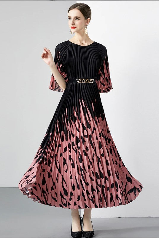 New Pleated Long Summer Women Dress O-Neck Lace-up Belt Print Loose Large Size