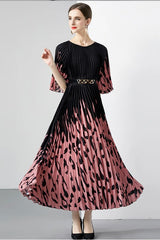 New Pleated Long Summer Women Dress O-Neck Lace-up Belt Print Loose Large Size