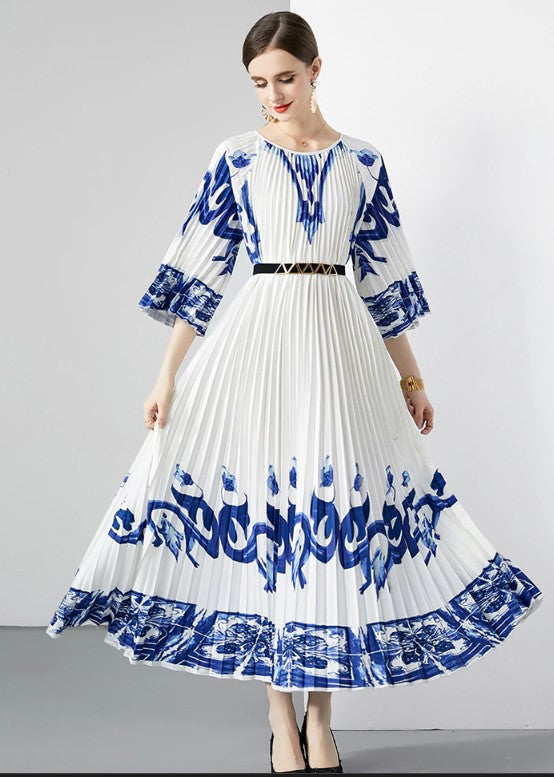 New Pleated Long Summer Women Dress O-Neck Lace-up Belt Print Loose Large Size