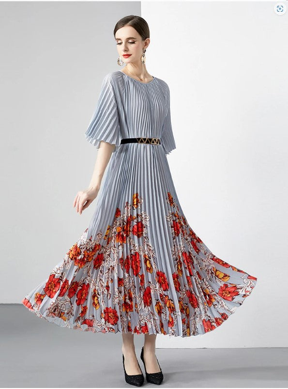 New Pleated Long Summer Women Dress O-Neck Lace-up Belt Print Loose Large Size