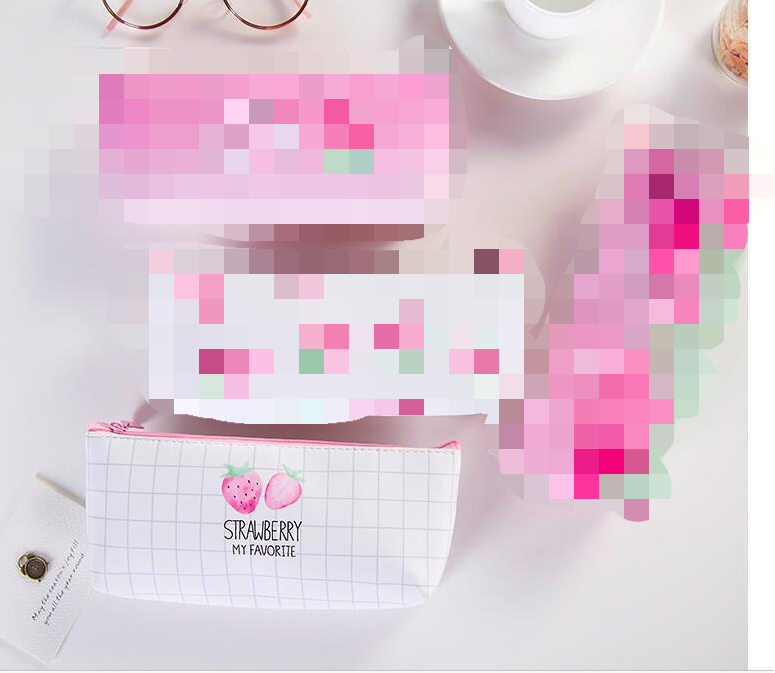 Strawberry leather pencil case