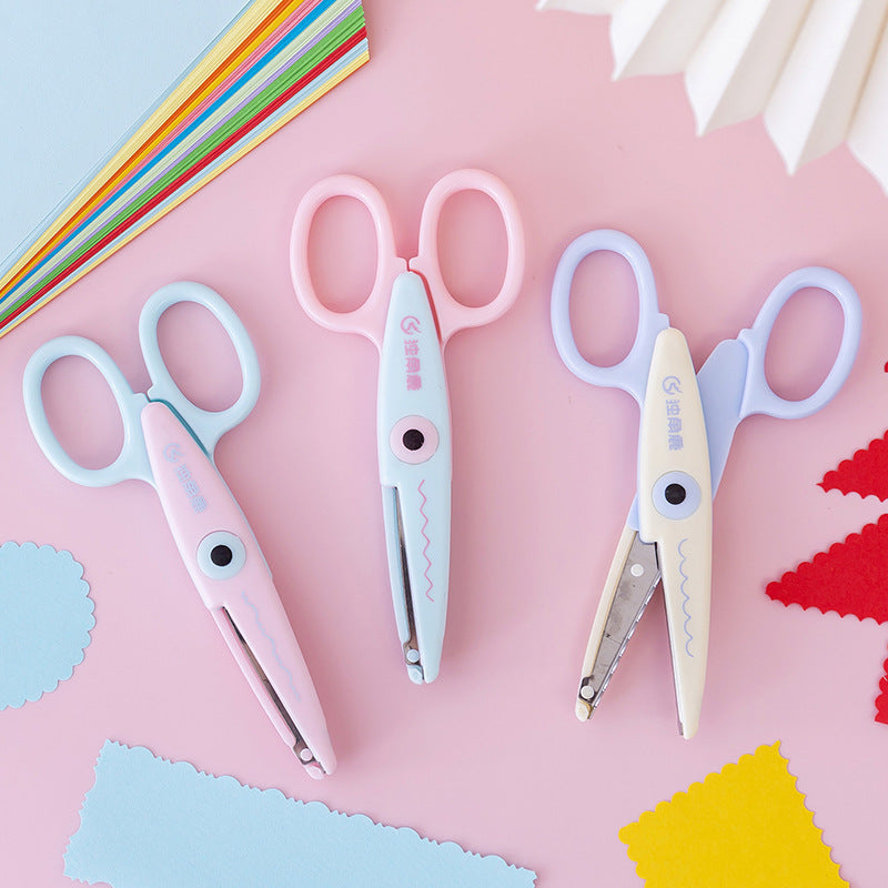 Children's Art Lace Scissors Cute Cartoon Paper-cutting Handmade Knife